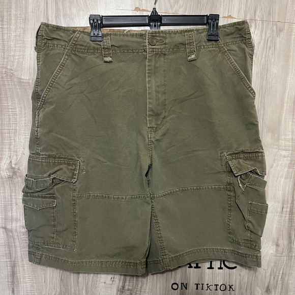 Wonderwall Broken In Cargo Shorts Army Green Mens Size 36 - Picture 2 of 14